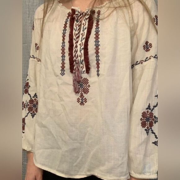 American eagle outfitters embroidered boho top - Picture 1 of 10